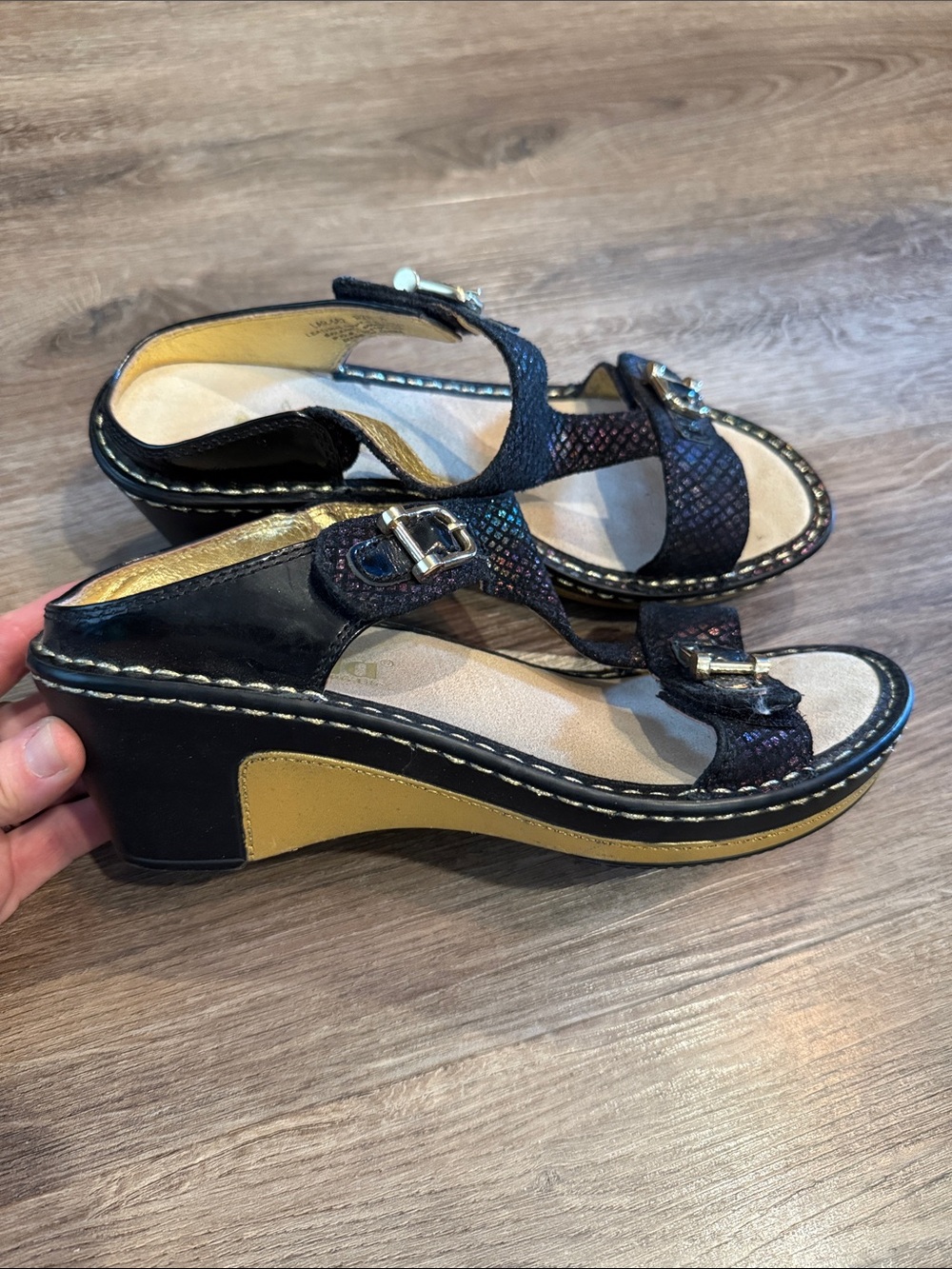 Alegria Lara Sandals Women's Black Snake Print Leather Slip On 36 / 6